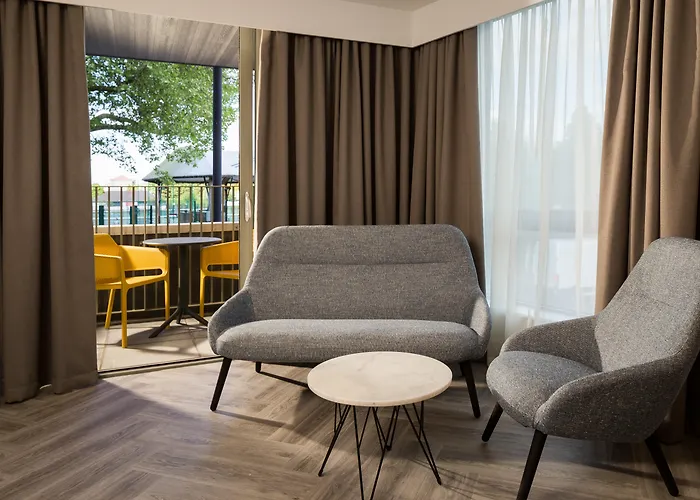 Roomzzz StratfordHotel Londra